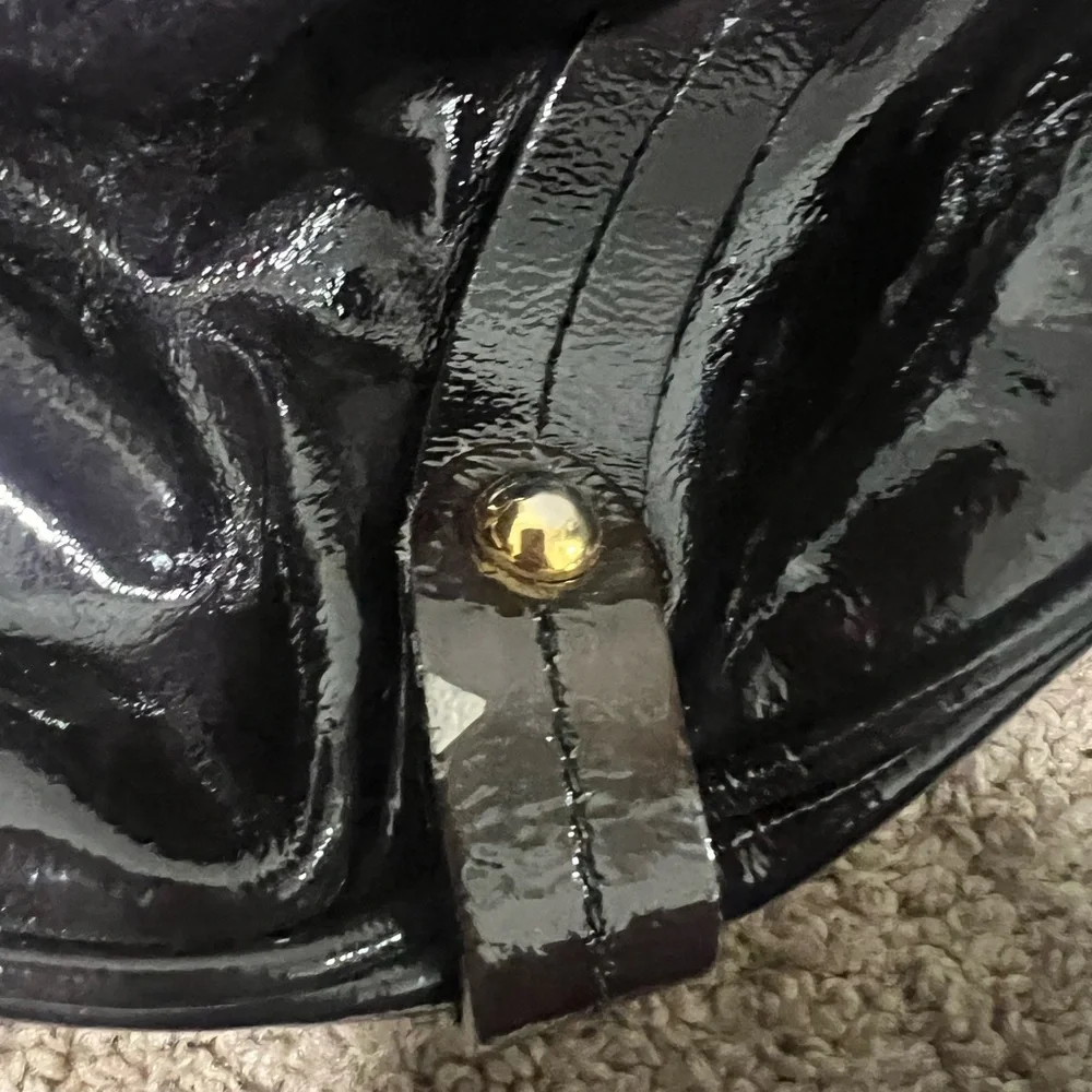 Dooney & Burke Black Patent Leather Handbag HP - Picture 4 of 14
